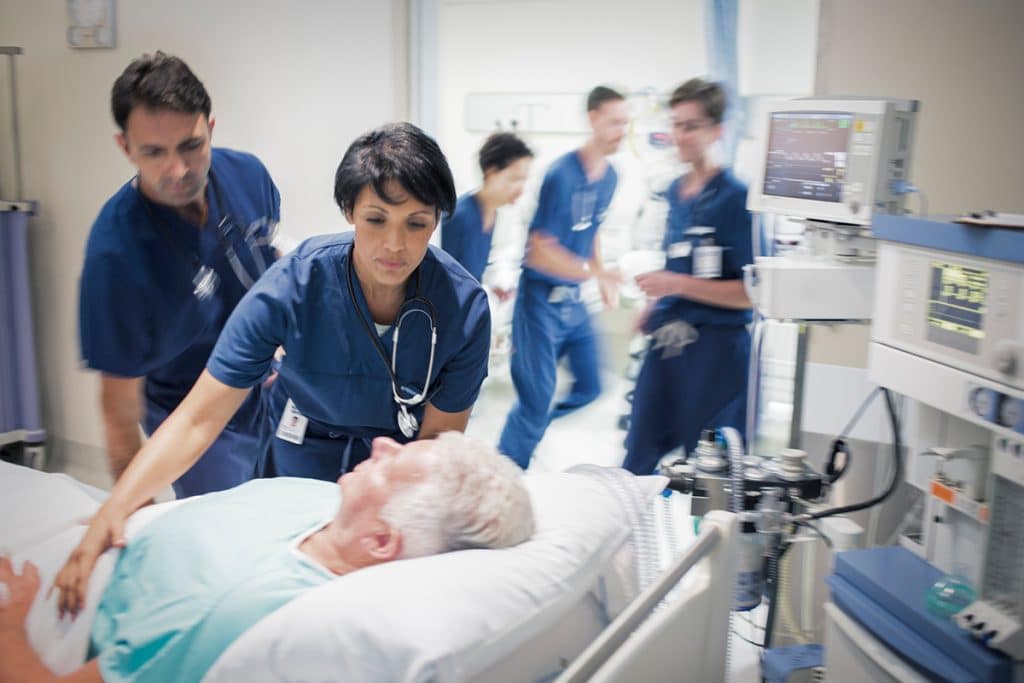 What to Do in a Dental Emergency While Vacationing in Honolulu